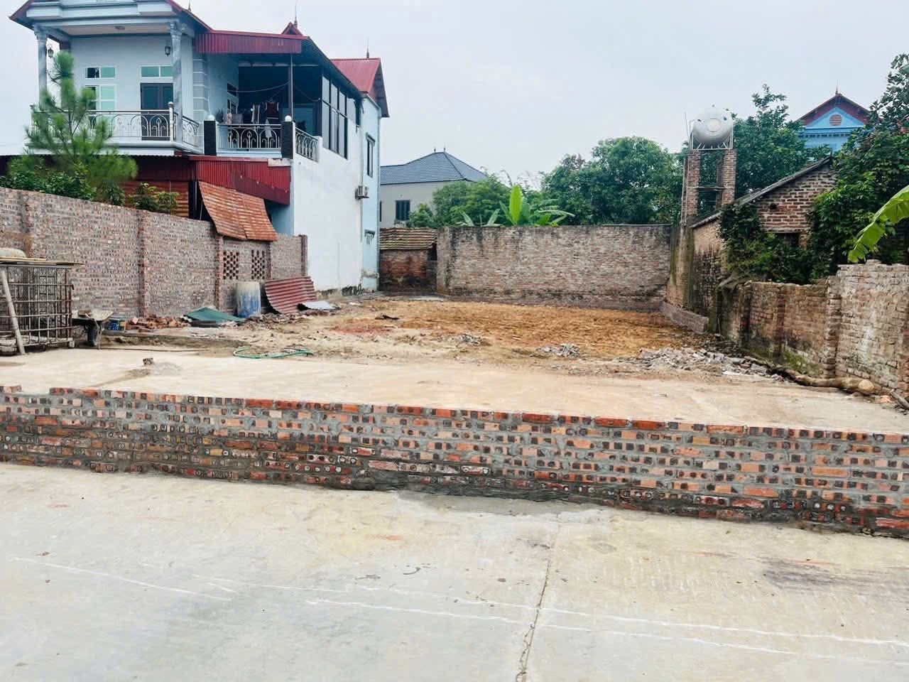 Bán đất Đông Phương Yên giá 3 tỷ 2