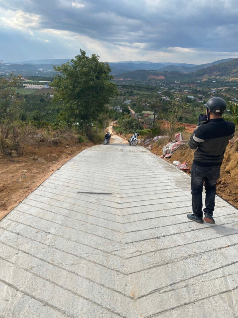 Bán đất 1006m² ngang 14m giá 1.78 tỷ tại Xã Đông Thanh Huyện Lâm Hà
