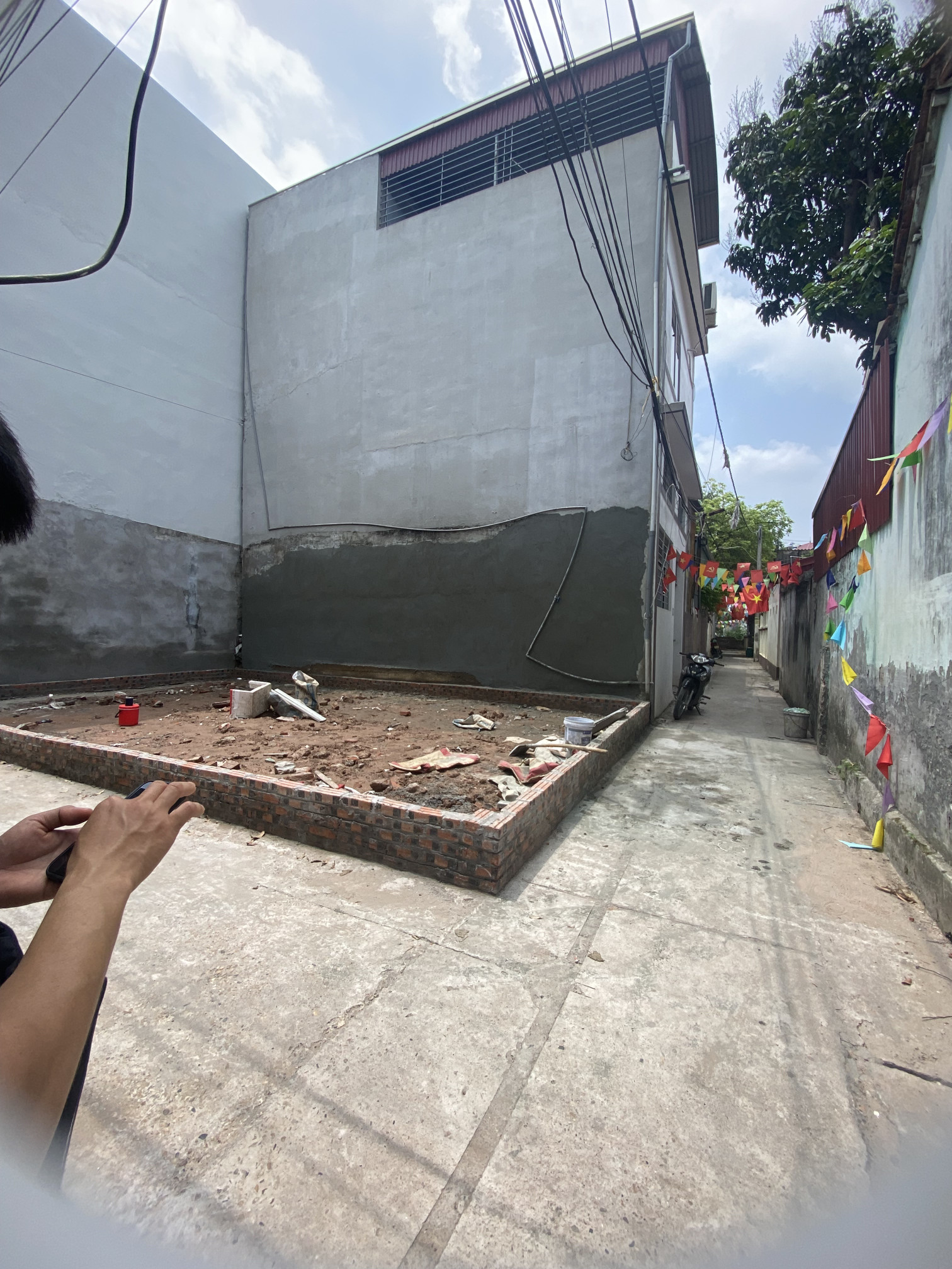F0 lô góc ngã tư 48m2 ô tô nhỏ thông giá 6x