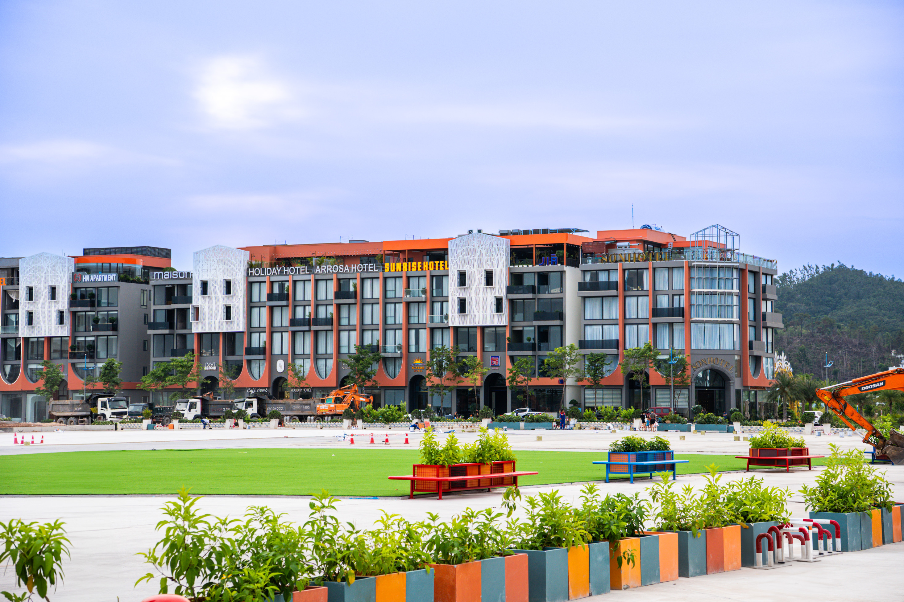 BÁN SHOPHOUSE DỰ ÁN PHƯƠNG ĐÔNG VÂN ĐỒN - VỊ TRÍ ĐẮC ĐỊA, SINH LỜI CAO