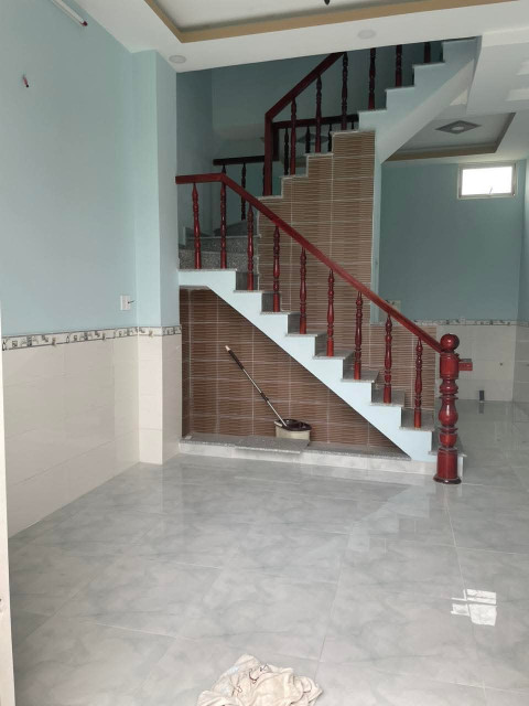 Nhà đức Hoà Đông Long An. 750 triệu TL