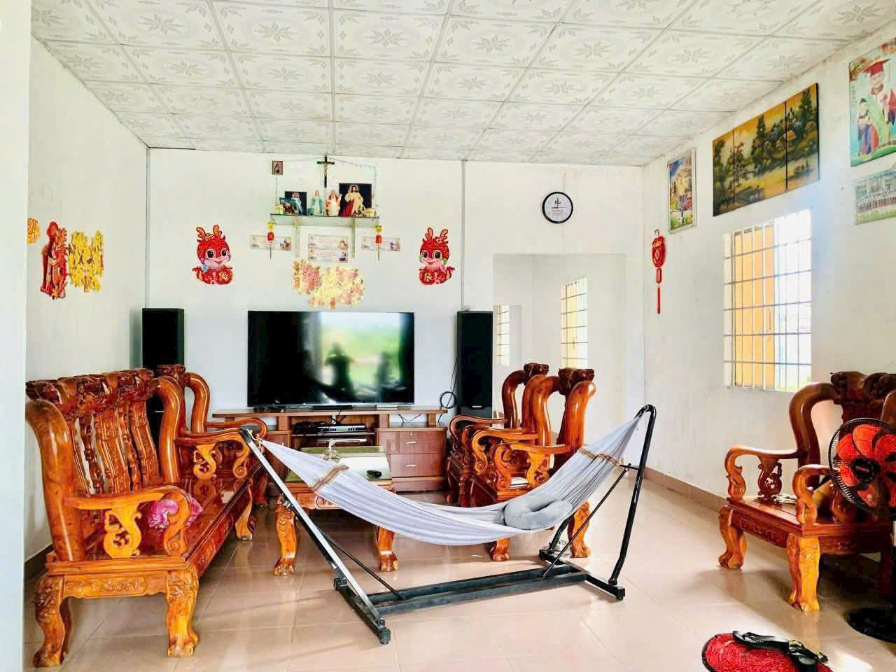 Bán nhà 567.4m² ngang 6m giá 2.45 tỷ Xã Đức Hòa