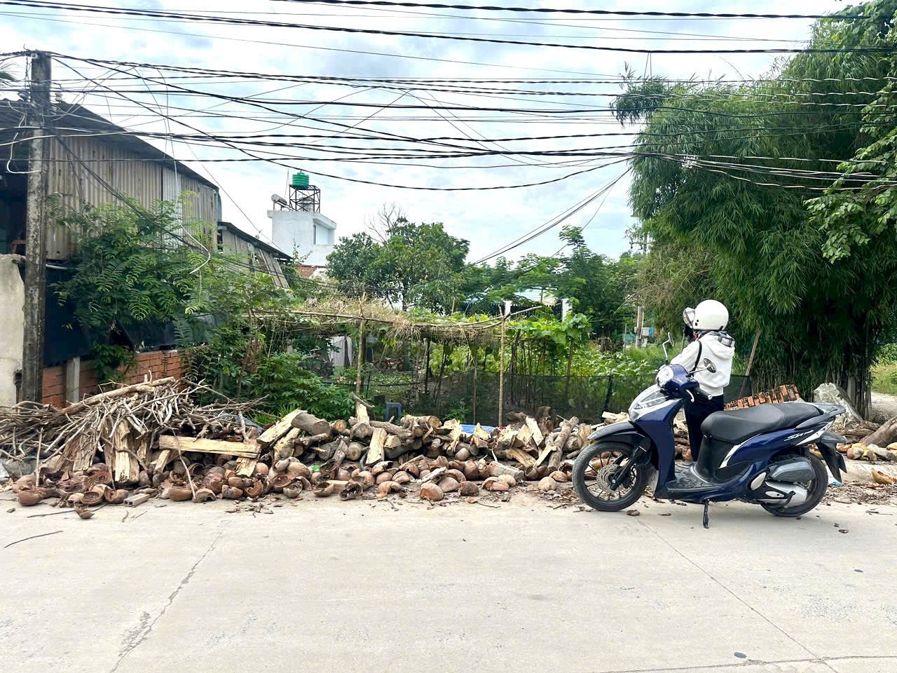 Bán đất 345.1m² ngang 4m giá 1.98 tỷ Xã Đức Hòa