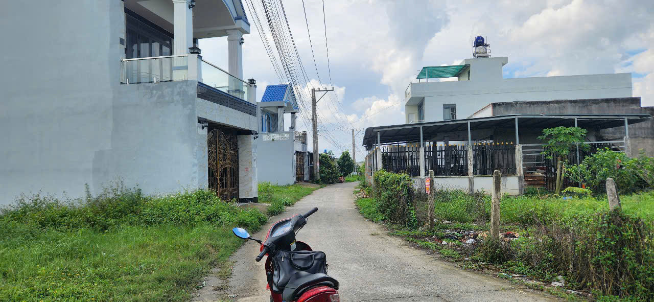 132m2 thổ cư hẻm khu Vườn Chuối, xã Đức Hòa Hạ giá 1,35 tỷ