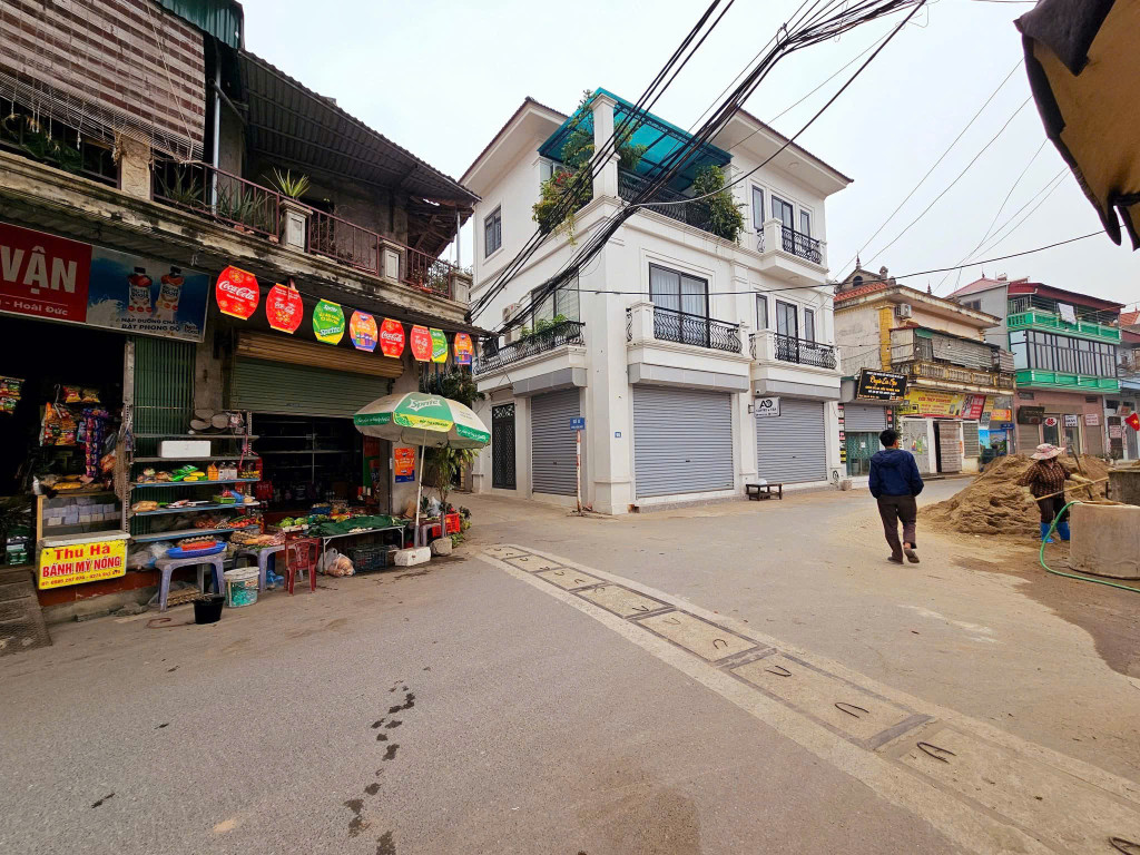 36,9m2 Dương Liễu trong làng gần hồ chỉ 2.5 tỷ