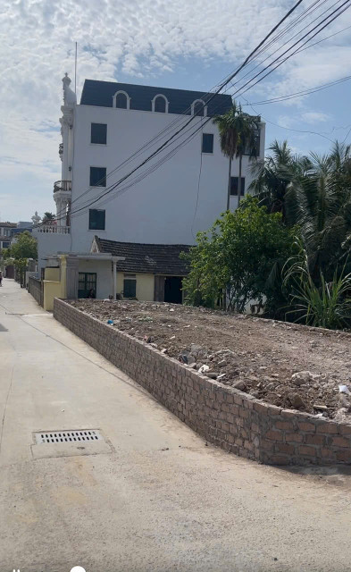 Bán lô góc siêu đẹp tại mặt đường đỗ mười Thủy Nguyên dt 113m ngang 5,25 giá 100xxtr/m lh 0382341632 em Liên