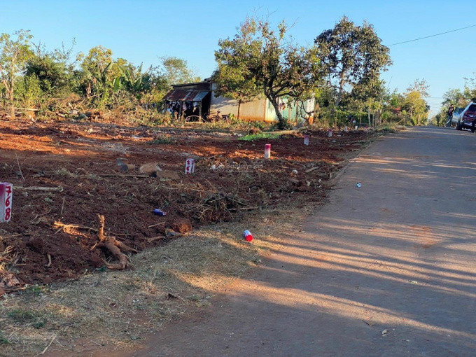 Bán đất 114.2m² giá 240 triệu Xã Ea Drông