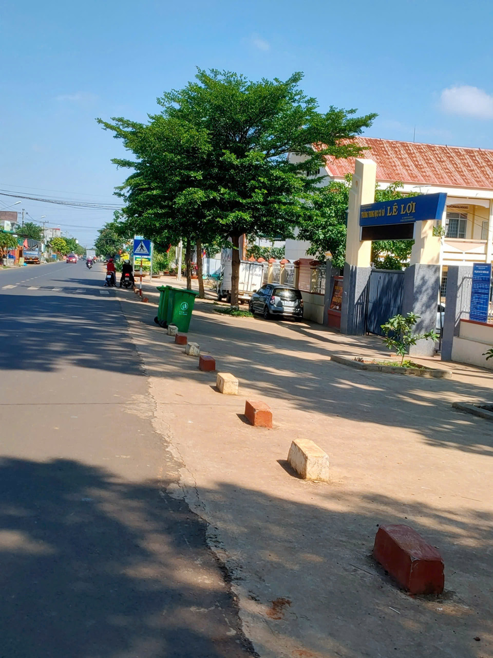 SIÊU PHẨM CHÂN DÀI EAKAO