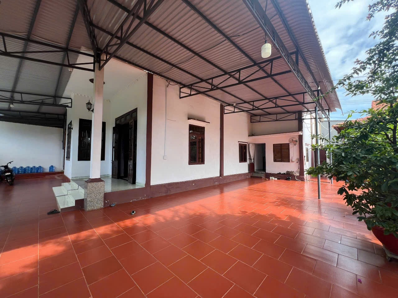 Bán nhà 503.9m² ngang 40m giá 3.9 tỷ tại Xã Ea Kao Thành phố Buôn Ma Thuột