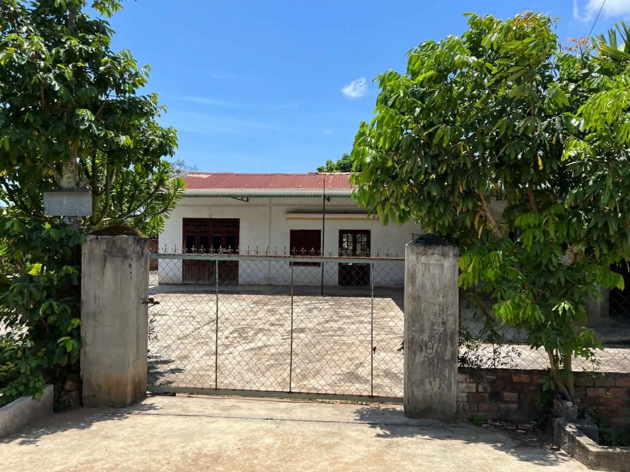 Bán đất 3028.8m² có sẵn 75m² thổ cư ngang 27.8m giá 1.28 tỷ tại Xã Ea Kly