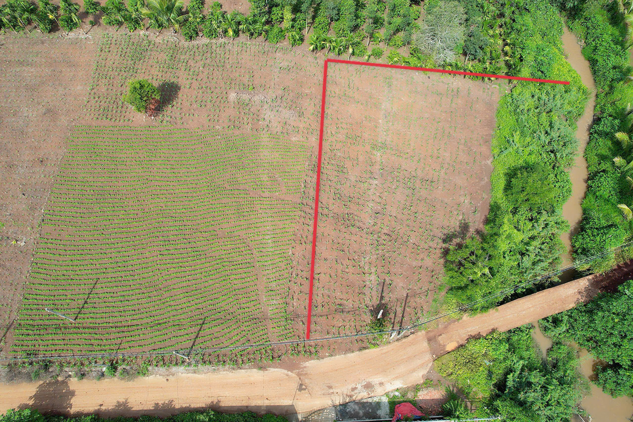 Bán đất 1191.4m² ngang 15m giá 1.6 tỷ Xã Ea Ktur