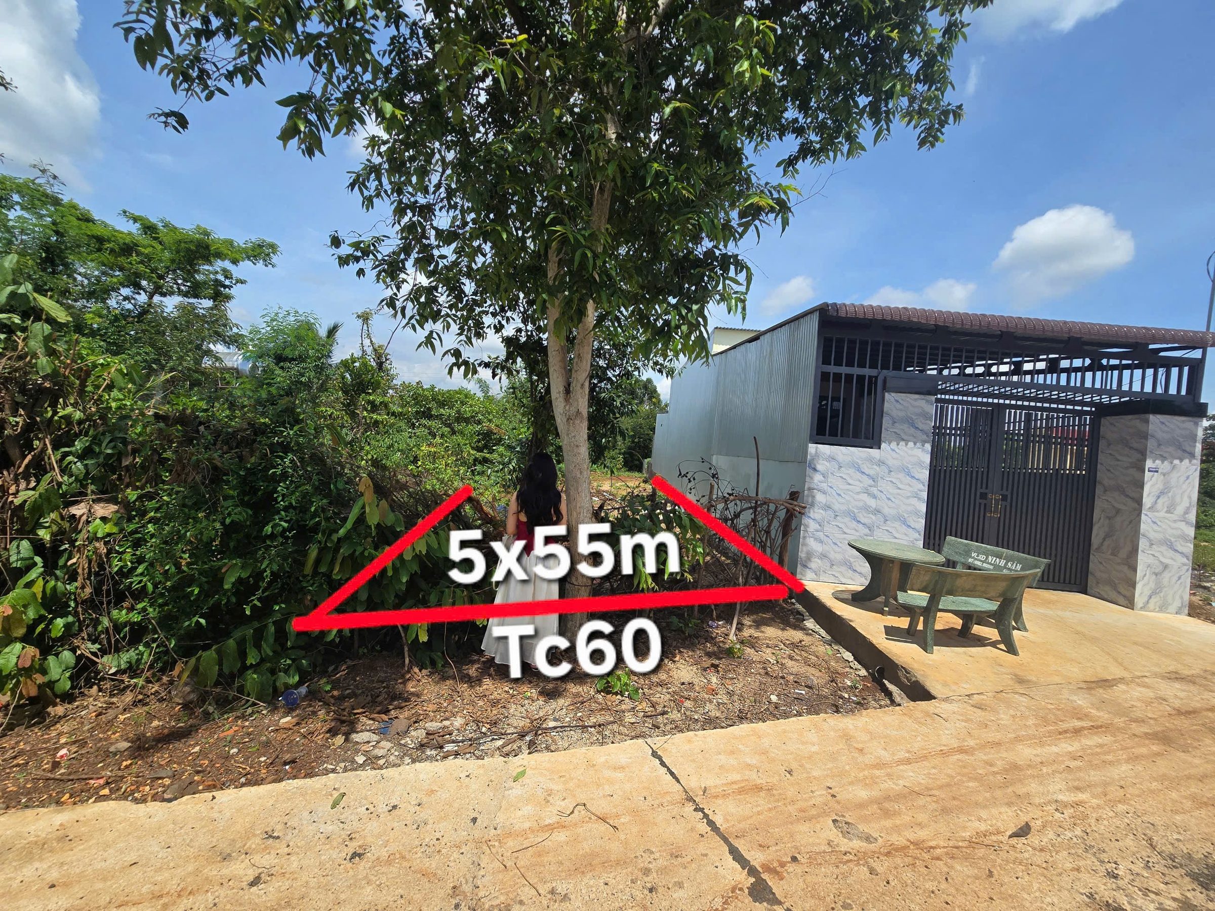 Bán đất 255.7m² có sẵn 60m² thổ cư ngang 5m giá 525 triệu tại Xã Ea Nuôl