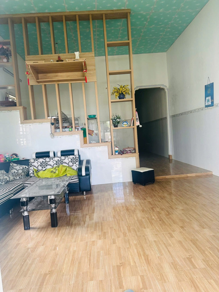 Bán nhà 178.4m² ngang 5,45m giá 1.72 tỷ tại Xã Ea Tu Thành phố Buôn Ma Thuột