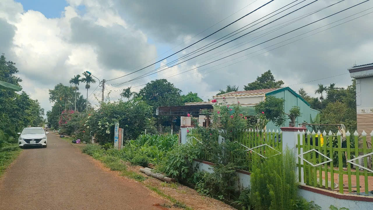 Đấ mặt tiền Nhựa N5 gần trục chính Buôn Ju 271.4m² ngang 5m giá 1.6 tỷ tại Xã Ea Tu Thành phố Buôn Ma Thuột