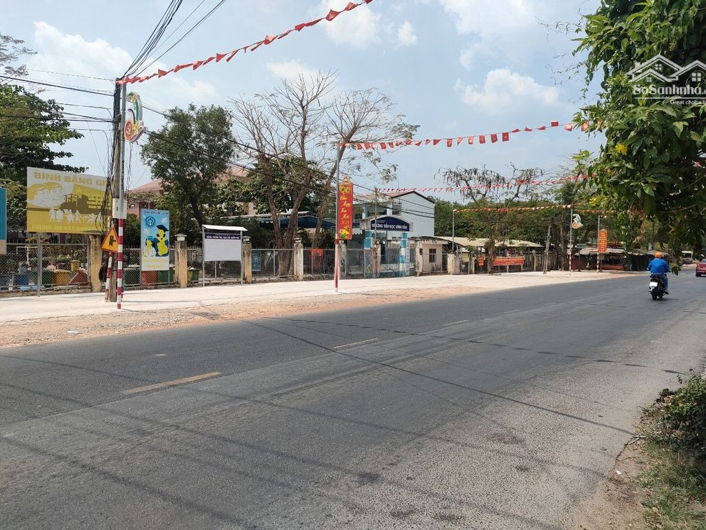 Bán nhà tại đường ĐT 720 (Quốc Lộ 55), thôn 5 xã Gia Huynh, huyện Tánh Linh, tỉnh Bình Thuận