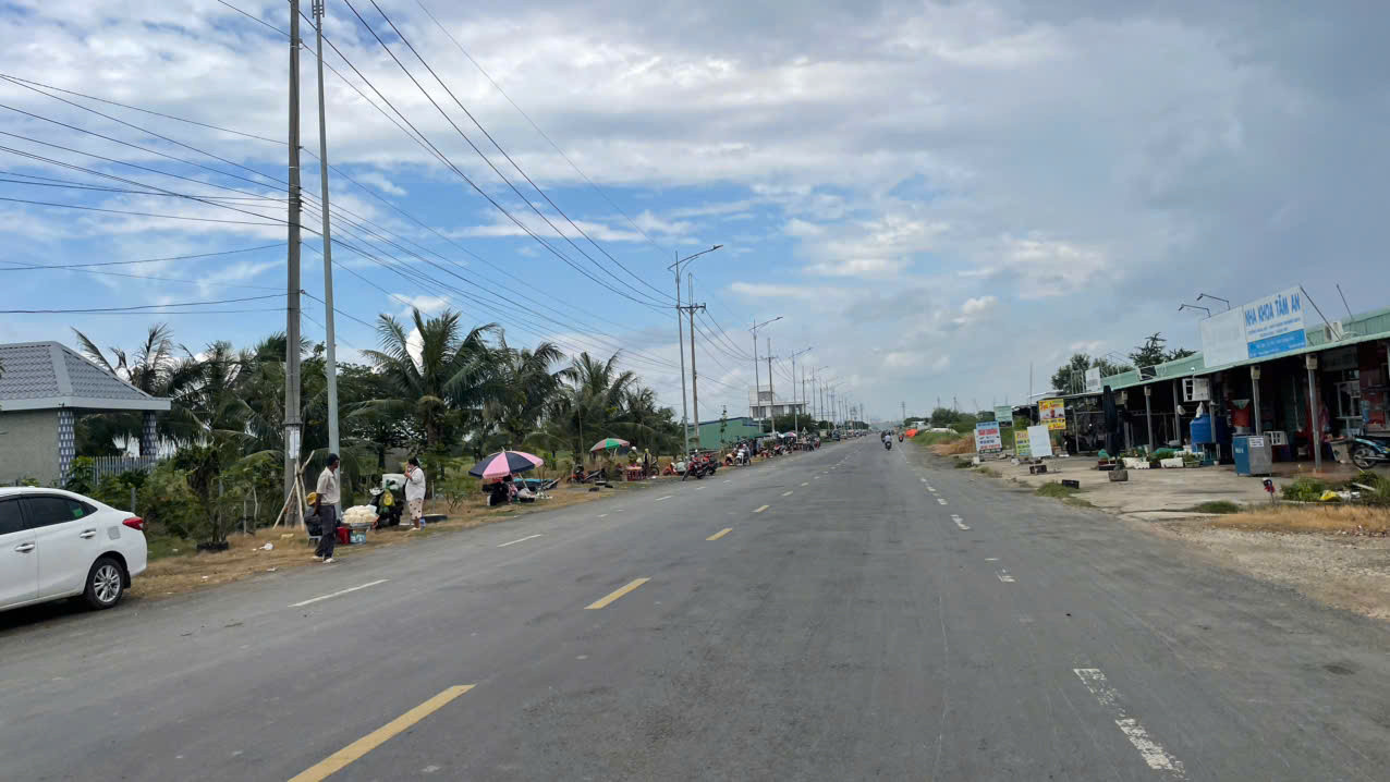 B.á.n 2500m2 đất thổ, vườn gần KCN Gia Thuận, Gò Công , Tiền Giang nay là tỉnh Đồng Tháp
