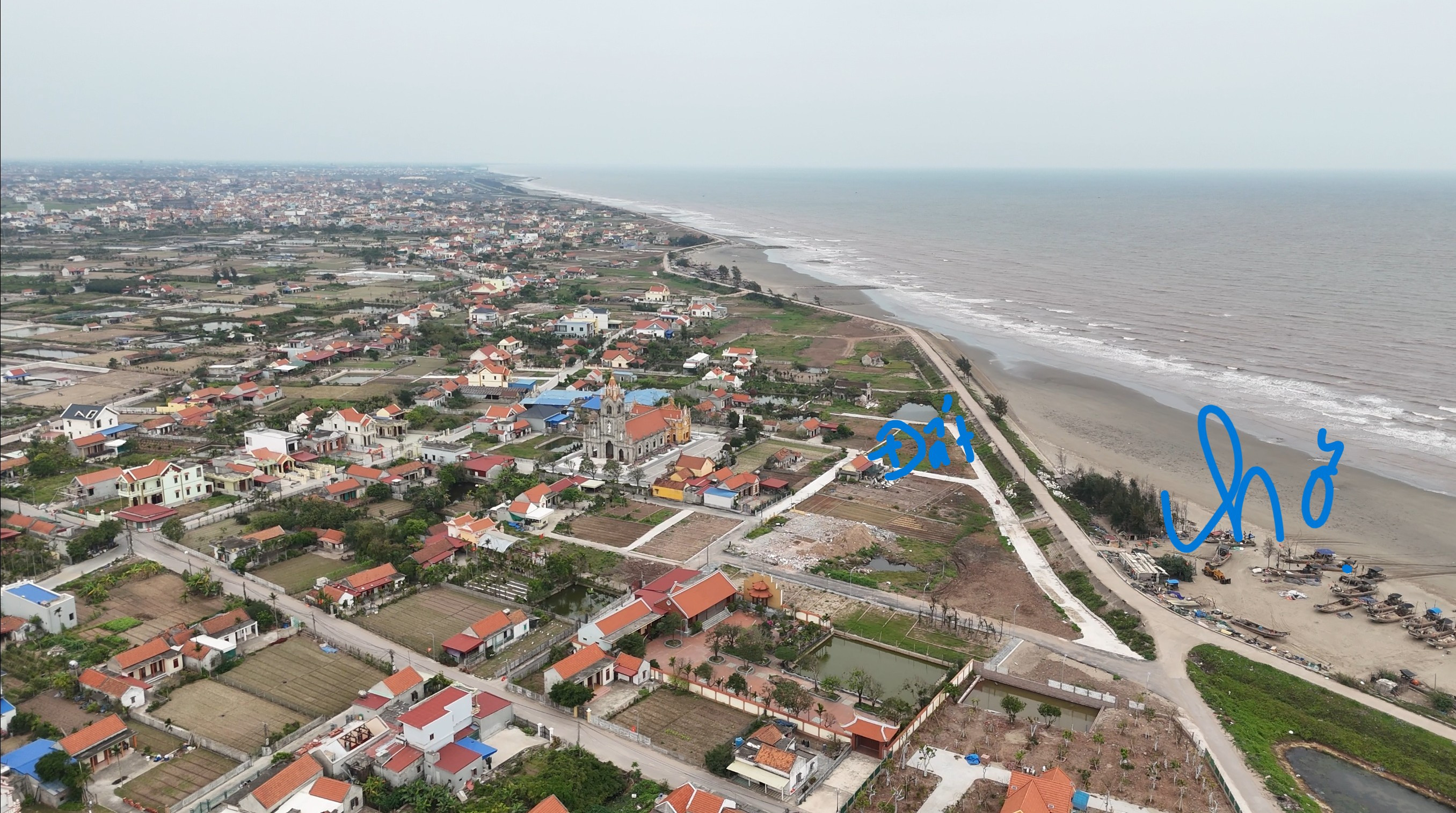 BÁN ĐẤT HẢI HẬU, MẶT BIỂN, TIỀM NĂNG TĂNG GIÁ CAO, ĐÃ CÓ GPXD, Ở NGAY, KD DỄ DÀNG, 180M2
