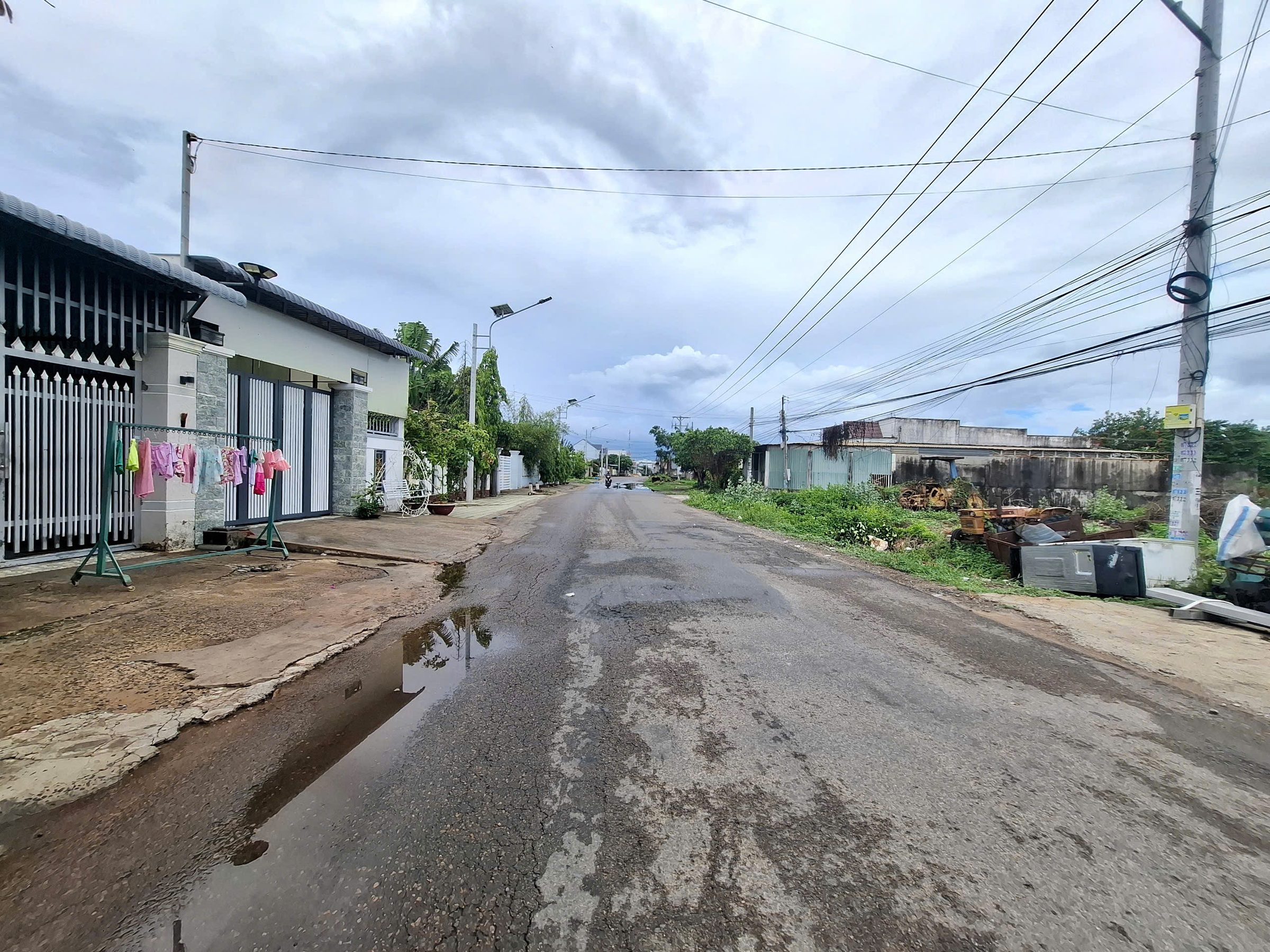 Bán 2.800 m2 đất mặt tiền nhựa Phan Huy Ích, phường Hàm Thắng
