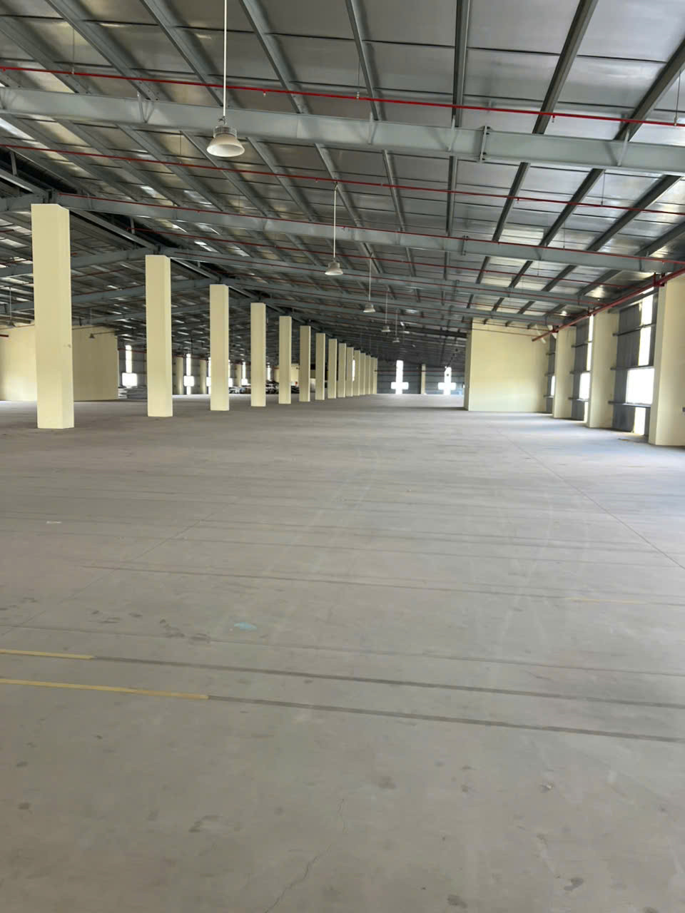 chuyển nhượng nhà xưởng thiết kế xây dựng hiện đại, phù hợp nhiều ngành nghề