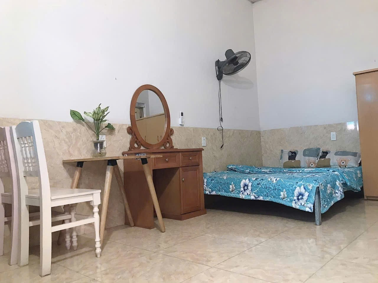 Bán nhà tại hòa bình Thủy Nguyên dt 150m ngang 8 giá 3tỷ 3xx lh ngay 0382341632 em Liên
