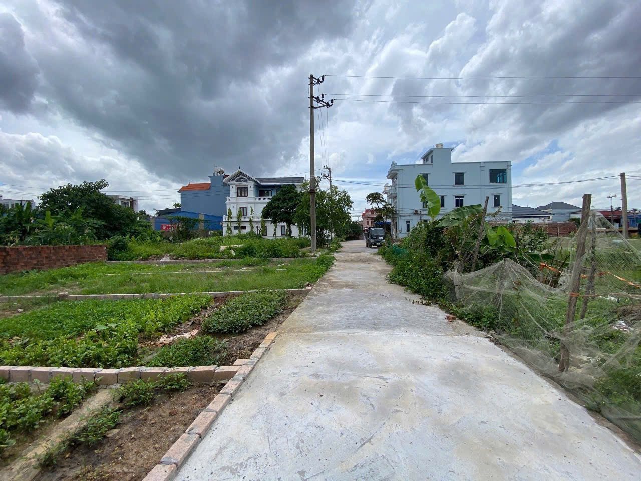 Bán Đất 60m²  giá 2.3 tỷ tại Hoa Động  Thuỷ Nguyên Hải Phòng.l/h:076.231.9990 em Thúy