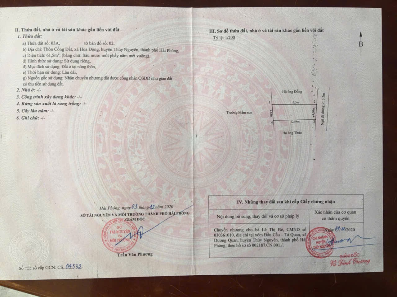 Bán 61.5 m Hoa Động.cách 203 :50 m xung quanh toàn nhà biệt thự . L/h:076.231.9990 e Thuý