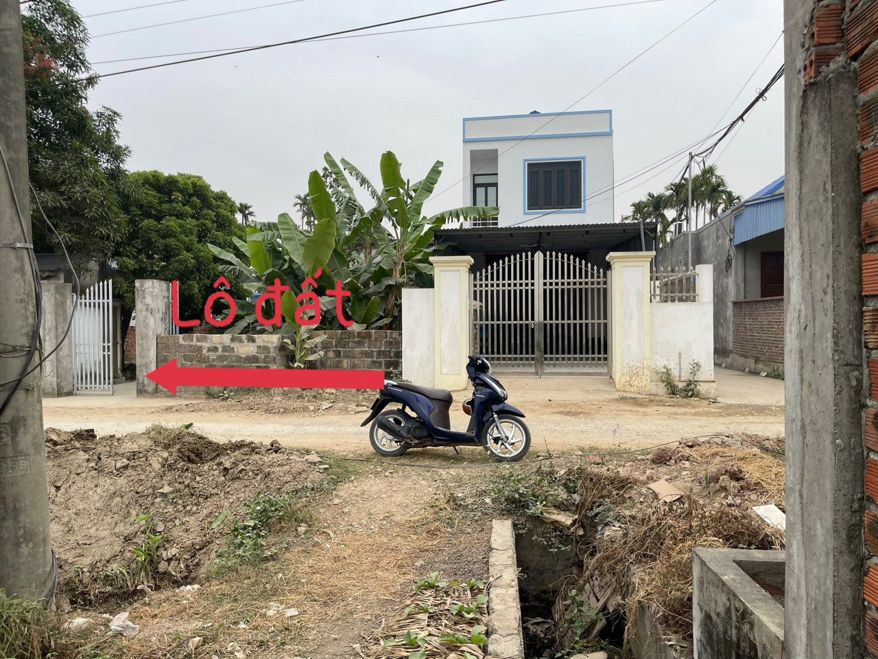 Chính thức mở bán 1 lô duy nhất tại mặt đường đấu giá hoa động Thủy Nguyên dt 60m ngang 5 giá chỉ 2tỷ xx lh ngay 0382341632 em Liên