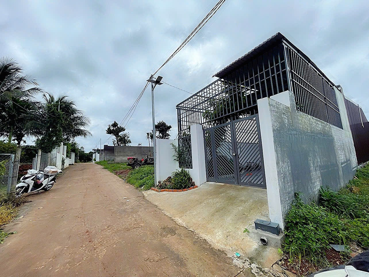 Đất sau chợ 179.6m² ngang 6,65m giá 890 triệu tại Xã Hòa Khánh Thành phố Buôn Ma Thuột