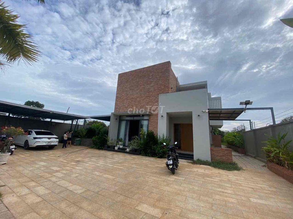 Biệt thự mặt tiền nhựa lớn Hoà Long view cánh đồng đẹp 20ty/ 3,018m2