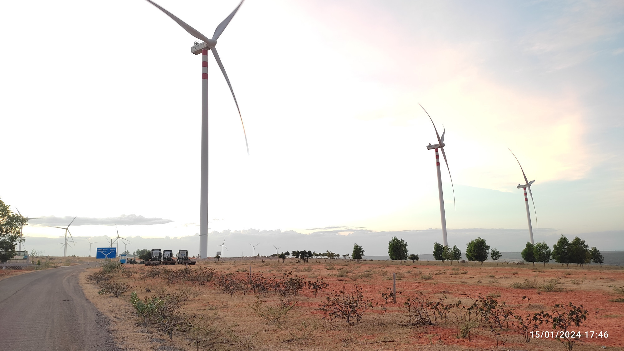Cầ bán lô đất view điện gió gần khu du lịch Hòa Thắng