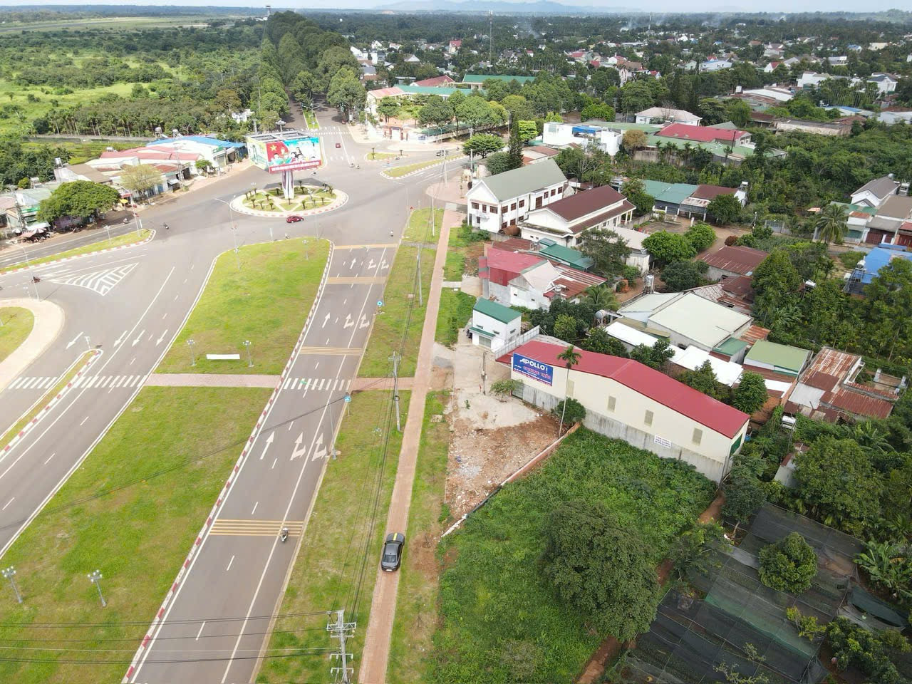 BÁN LÔ ĐẤT 2 MẶT TIỀN – ĐẠI LỘ VÕ NGUYÊN GIÁP
Vị trí mặt tiền đại lộ lớn, hai mặt thoáng – thuận tiện kinh doanh, đầu tư sinh lời
diện tích 250m2 22m
giá:8,5tỷ