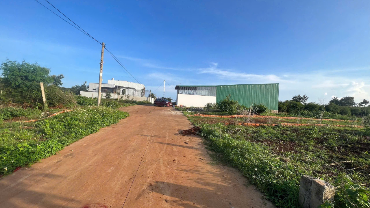Bán đất thổ cư 100m² ngang 5m giá 1.64 tỷ tại Xã Hòa Xuân Thành phố Buôn Ma Thuột