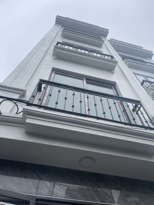 Bán nhà Di Ái, Hoài Đức – 30m², 5 tầng, MT 4.3m – Giá chỉ 4.55 tỷ