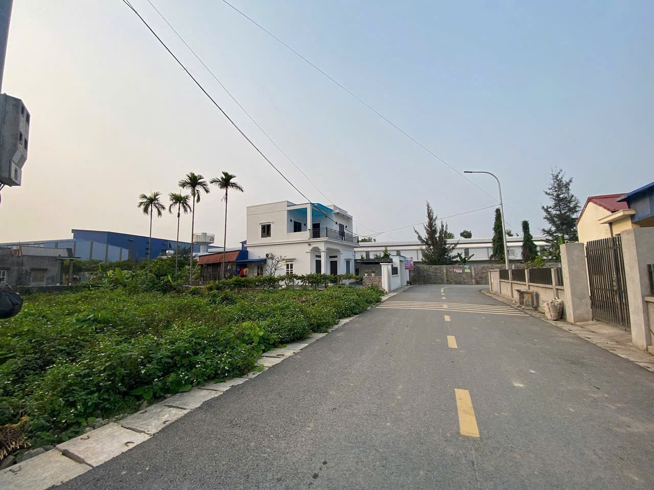 Bán lô đất 104m , Hoàng Động , Thuỷ Nguyên , HP . L/ h e Thúy :076.231.9990