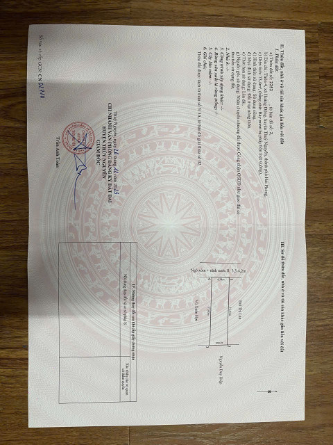 Bán 73 m Hoàng Động ,cách đường thôn 20 m, gần ngay trường , chợ. L/h:076.231.9990 e Thuý