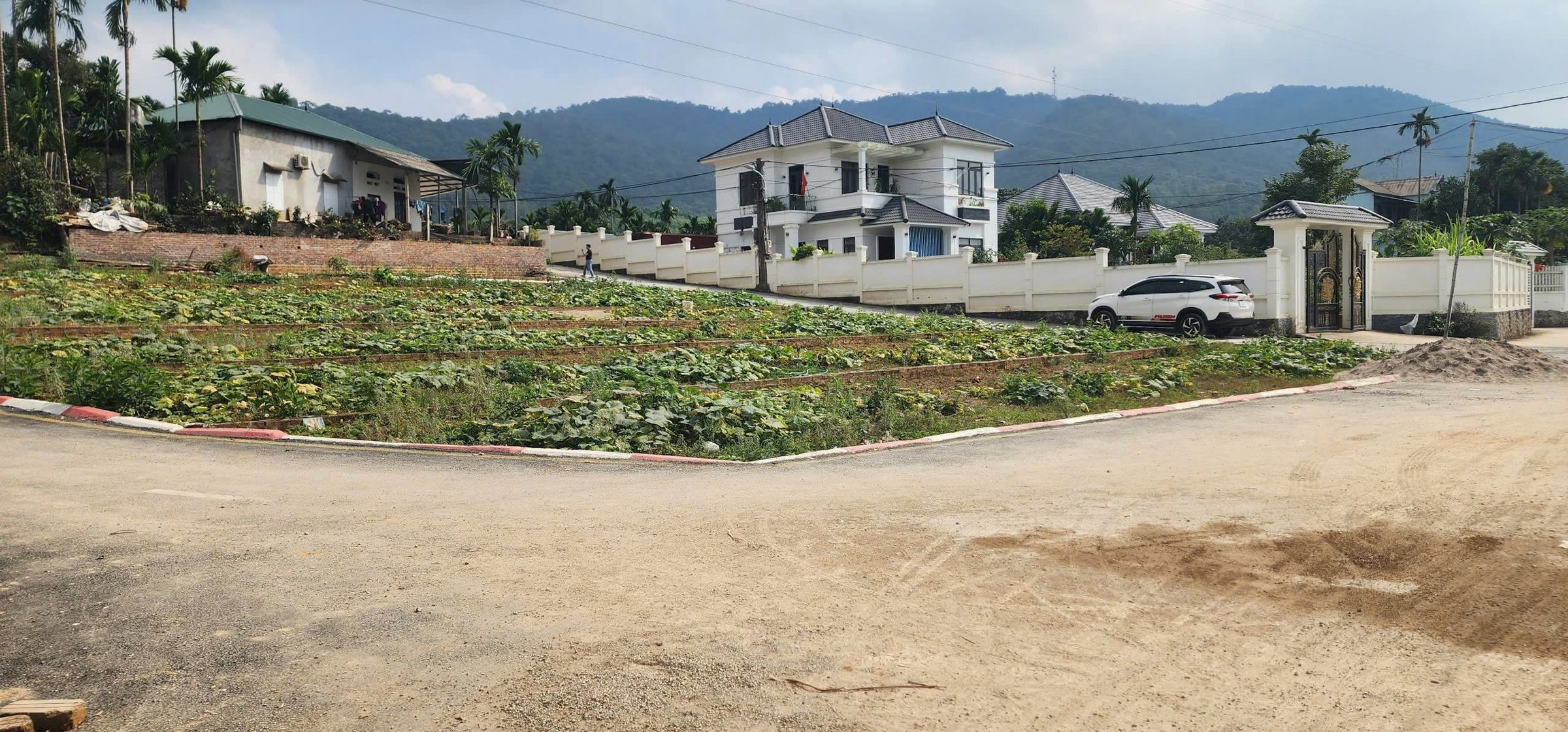 ĐẤT NỀN 2 MẶT TIỀN – VIEW SÔNG ĐÀ CỰC HIẾM TẠI TRUNG TÂM TP. HÒA BÌNH!