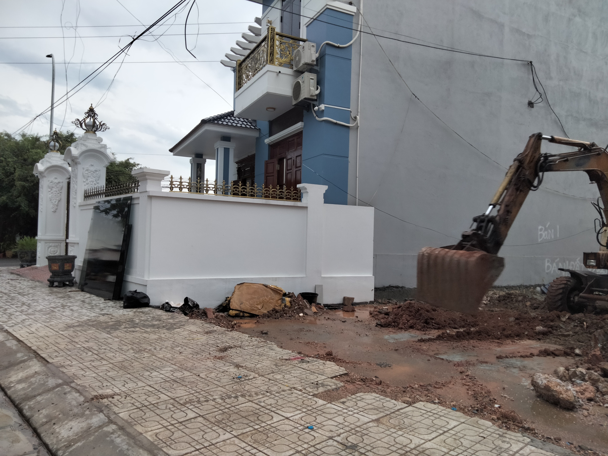 Bán đất mặt đường liên xã kiền bái Thủy Nguyên dt 92,6m ngang 4 giá 2tỷ 5xx lh ngay 0382341632