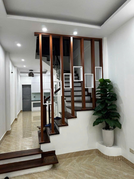Bán nhà Lai Xá, Hoài Đức, 38m2, 5 tầng, giá 6.8 tỷ