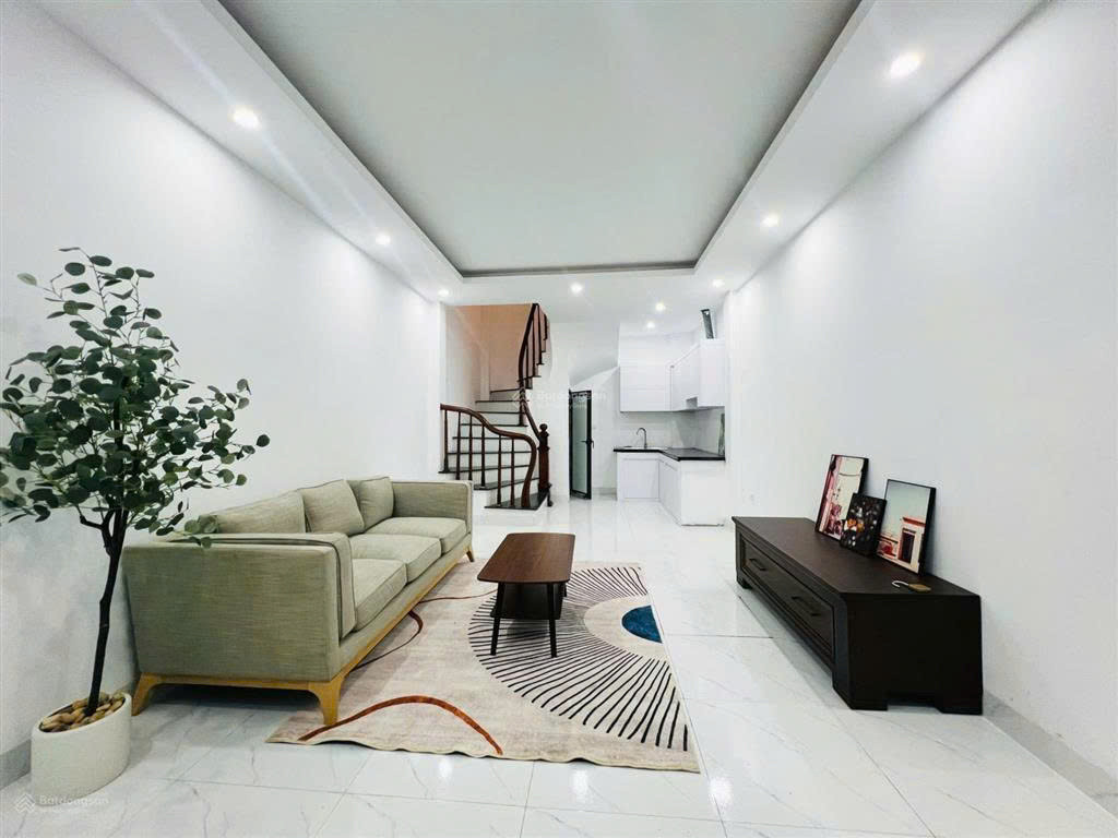 CHÍNH CHỦ BÁN NHÀ 5 TẦNG SẴN SỔ TẶNG NỘI THẤT GIÁ RẺ TẠI LA PHÙ-HOÀI ĐỨC