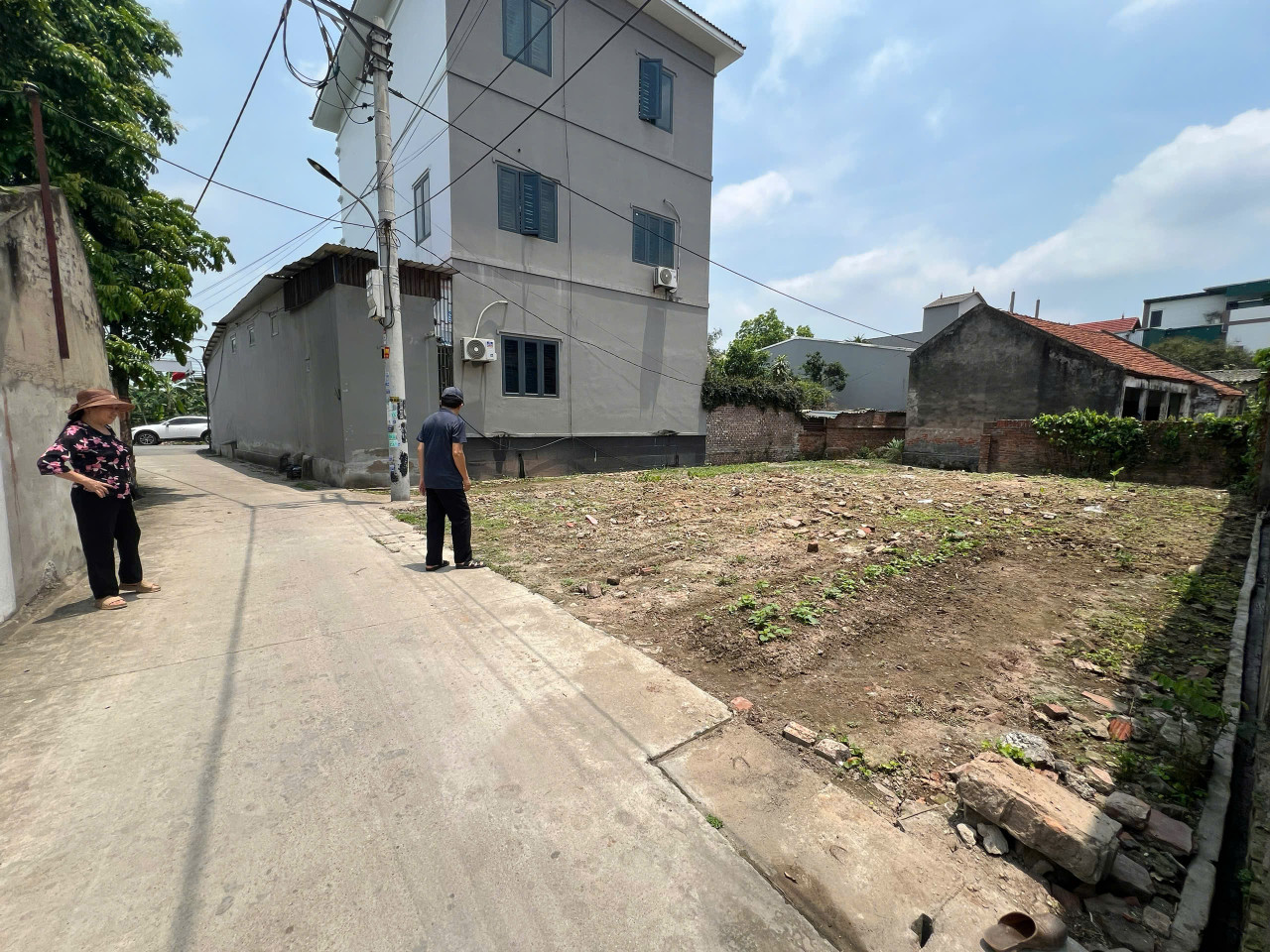 Chính chủ cần bán 77m, Đông Mai, Chỉ Đạo, Ô tô vào, giá tốt: 0835459289