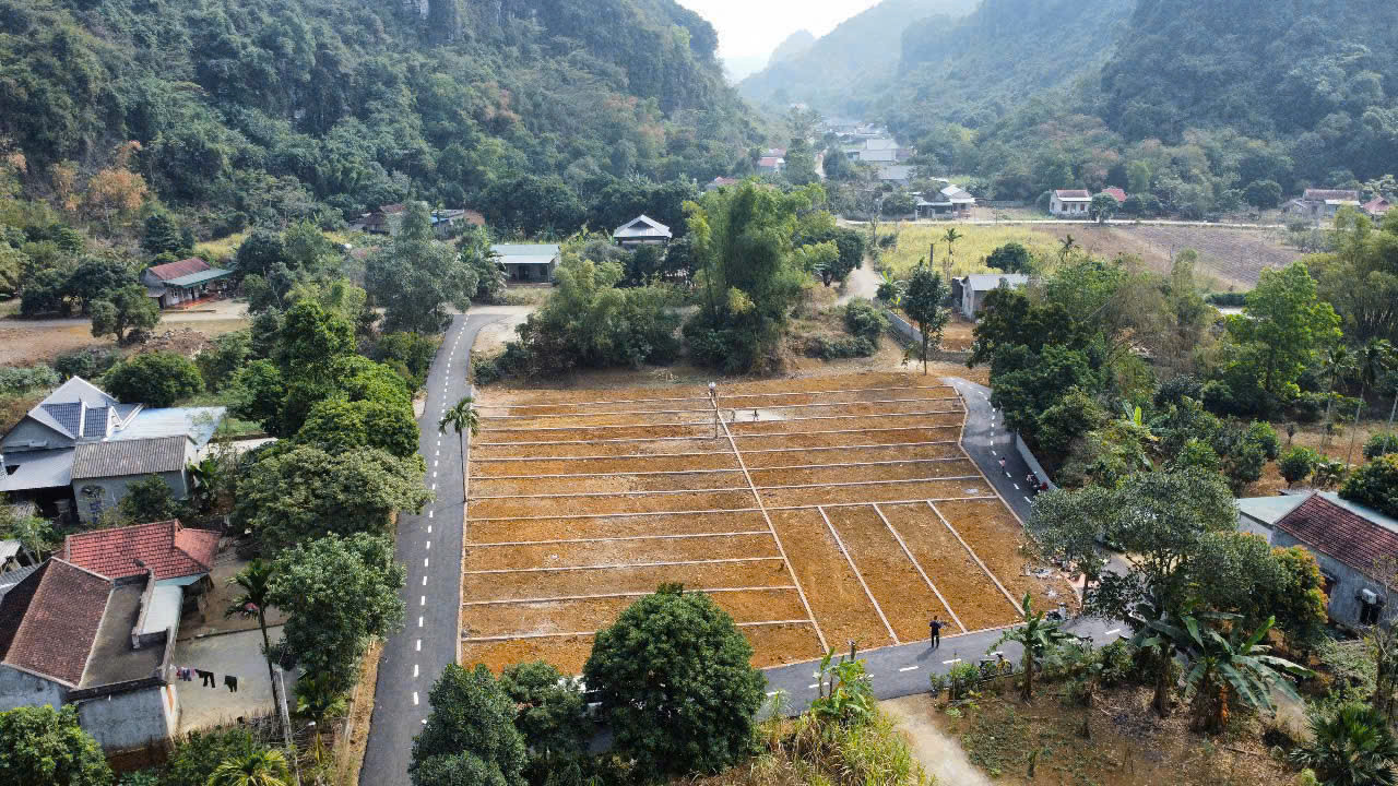 Bán đất 74.5m² ngang 4.09m giá 250 triệu tại Xã Lạc Lương Huyện Yên Thủy