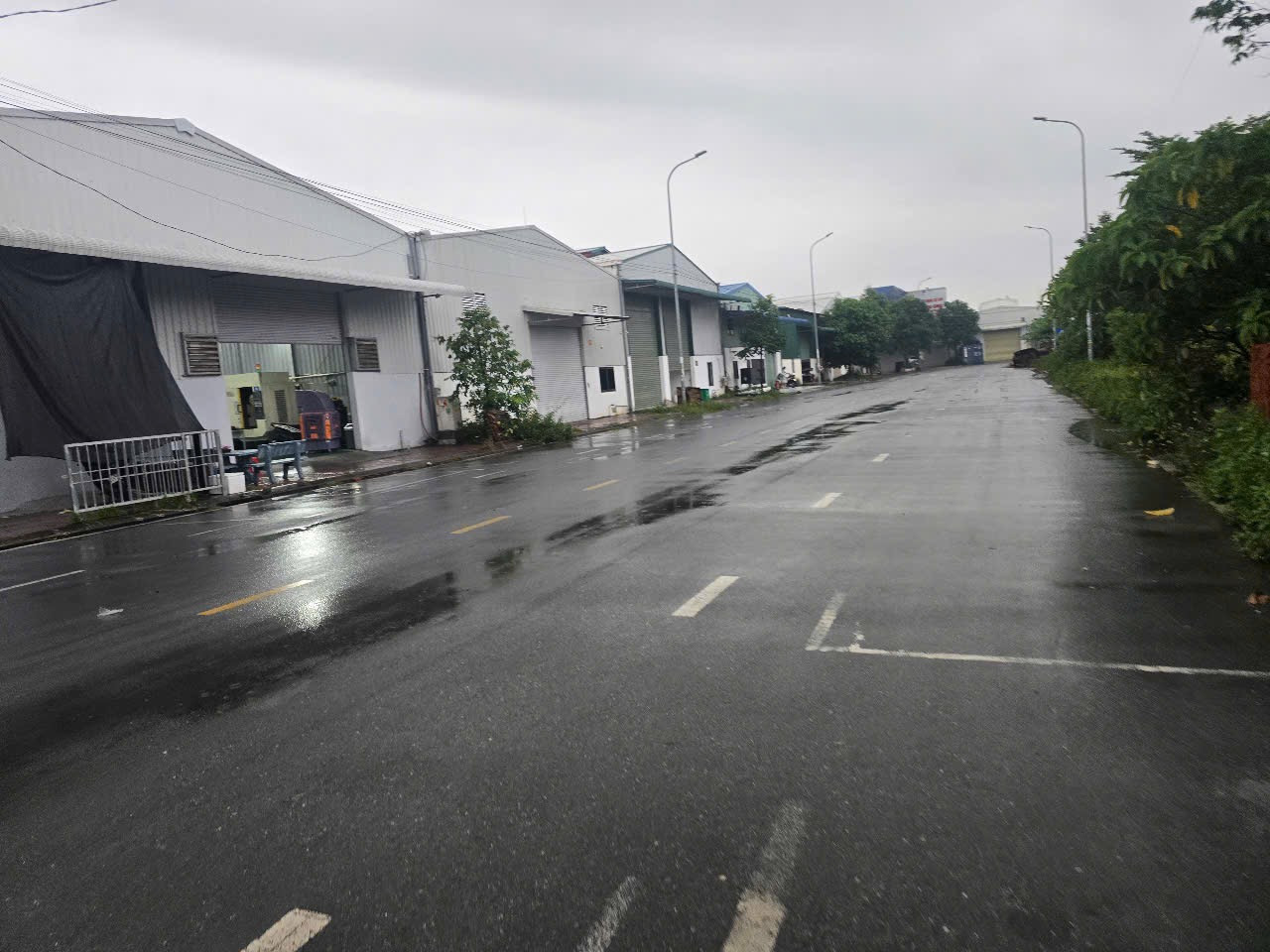Bán lô góc 255m2 đất nhìn vườn hoa. Khu dự án dabaco lạc vệ. Tân chi bắc ninh