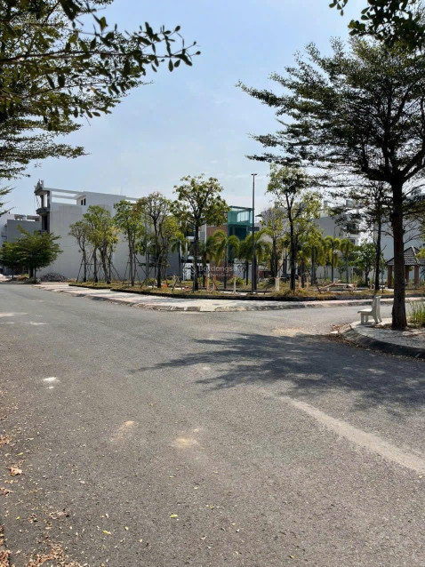 Ngộp ngân hàng bán nhanh lô đất 120m2 ngay Thị trấn Lai Uyên Bàu Bàng, Bình Dương chỉ 600TR thích hợp kinh doanh trọ, Sổ riêng