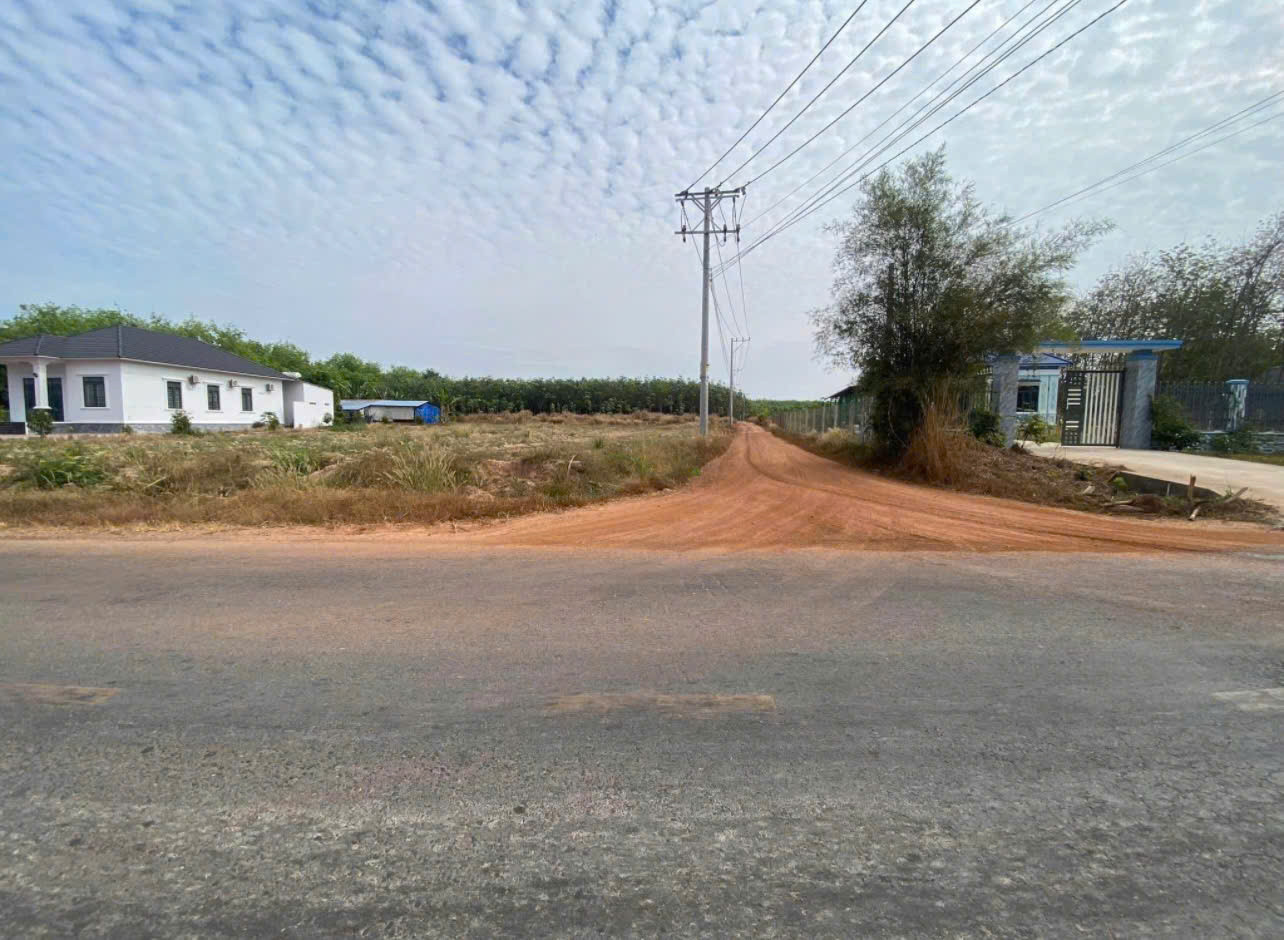 BÁN LÔ THỔ CƯ,MẶT TIỀN QL 14 VÀO 700M(1000M2)SÁT CHỢ, KCN,TIỆN ÍCH ĐẦY ĐỦ NHƯ SG,480TR/SỔ