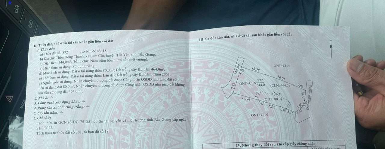 CẮT LỖ LÔ ĐẤT TẠI ĐÔNG THÀNH, LAM CỐT TÂN YÊN
RẺ HƠN CÁC LÔ 400tr
Mã sản phẩm: Tân Yên - Lam Cốt 01
✅ Diện tích: 544m² (Sổ hồng trao tay)
✅ Kích thước: Ngang 15m, dài 37m
✅ Loại đất: Đất thổ cư, xây dựng tự do
✅ Hướng đất: (Cập nhật theo hướng cụ th