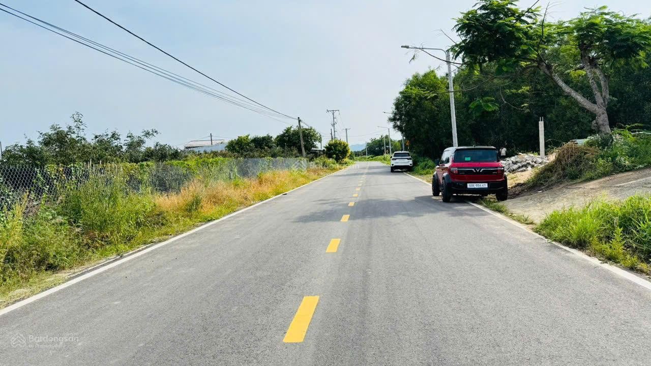 Chủ ngộp bán gấp 396m2 đất trung tâm Lộc An cách biển 500m chỉ 1 tỷ 8