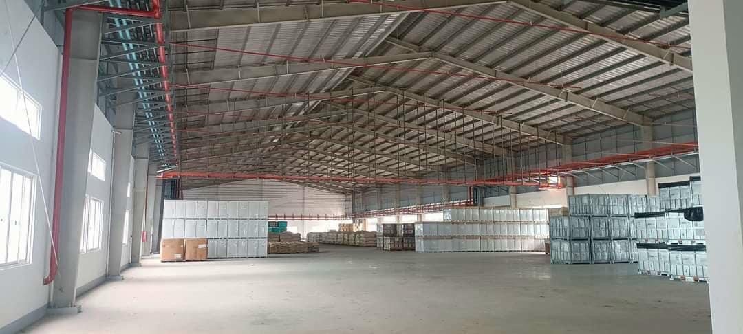 Cho thuê kho xưởng ngay Tân An. Tây Ninh (Long An). Nhà xưởng: 5.000m2. Giá 40 nghìn/m2