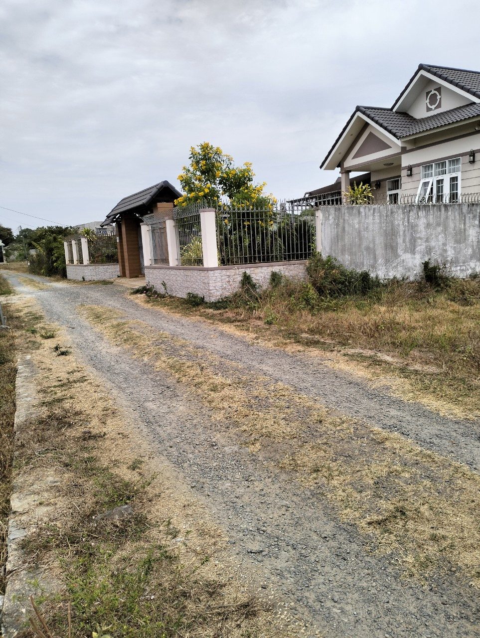 Bán đất 105.8m² có sẵn 105m² thổ cư ngang 5m giá 1.73 tỷ tại Xã Long Điền