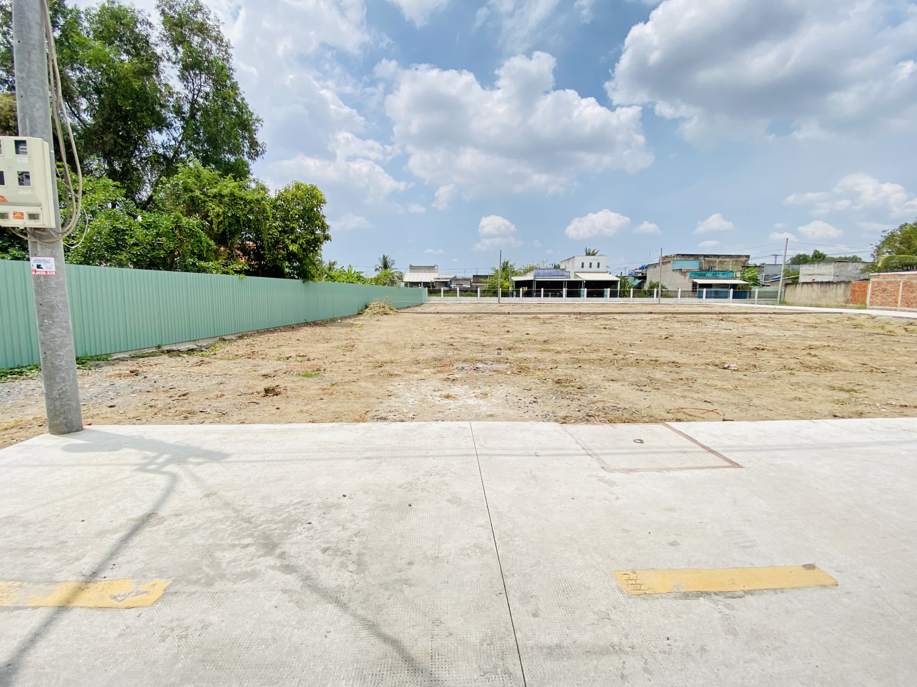 Nền mặt tiền, thổ cư 158.1m² giá 1.73 tỷ, tại Xã Long Định Huyện Cần Đước