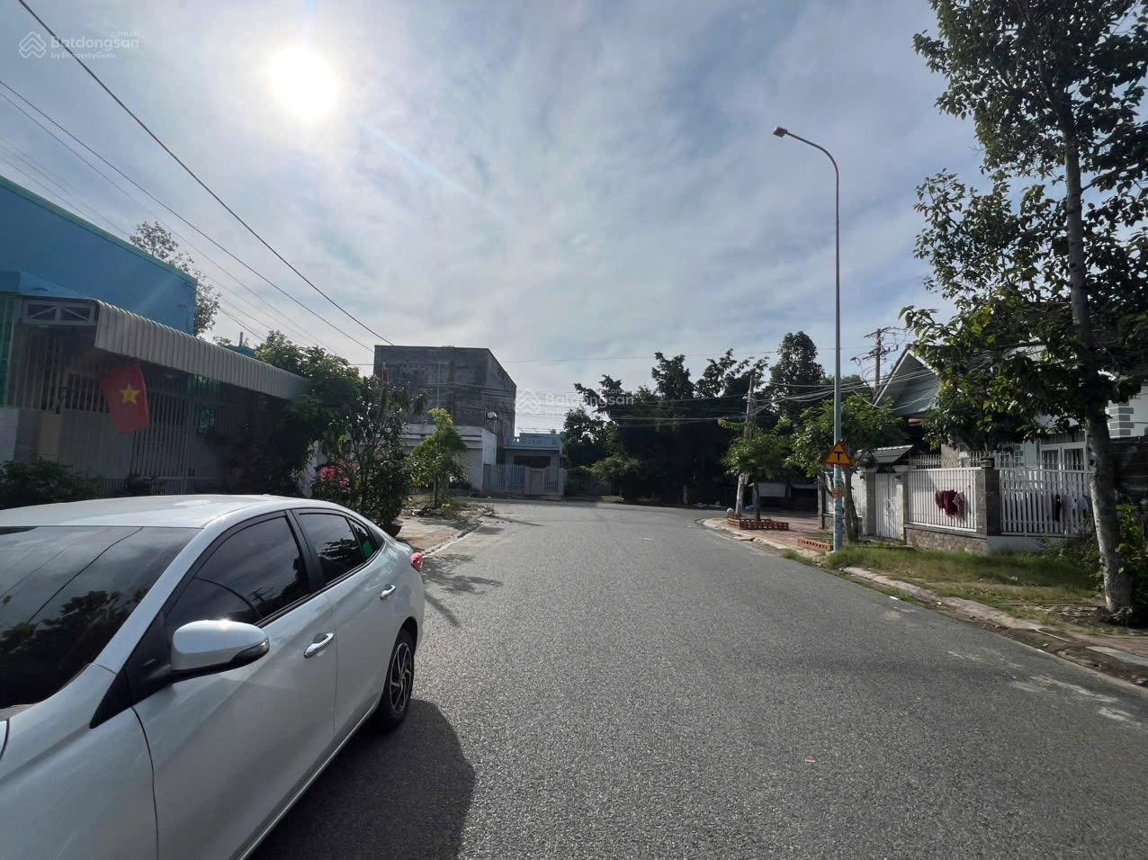 Bán đất 108.1m² ngang 6m giá 2.27 tỷ Xã Long Hải